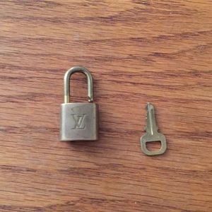 Authentic Louis Vuitton lockand key